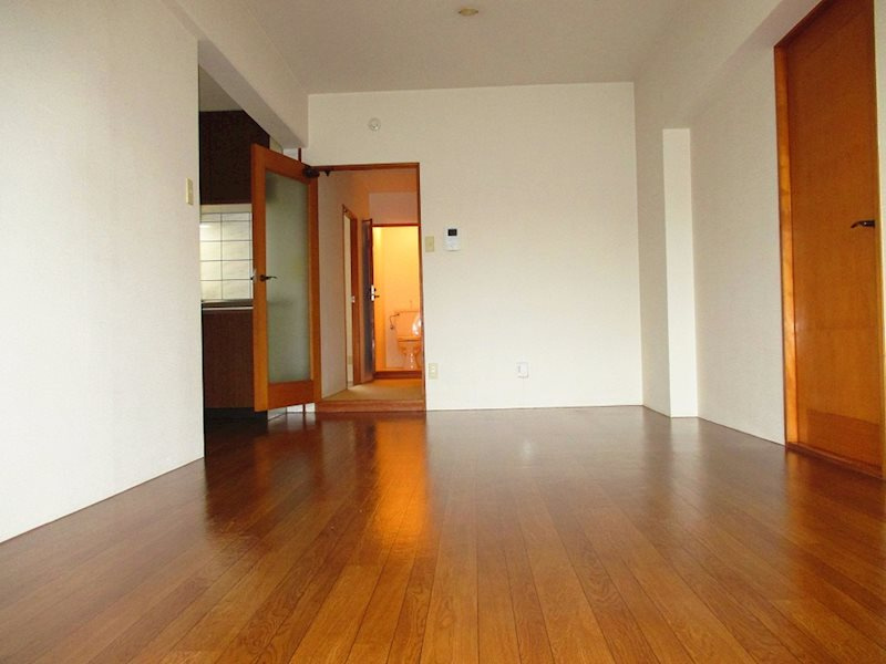 フィオーレ佐鳴台の居間・リビング