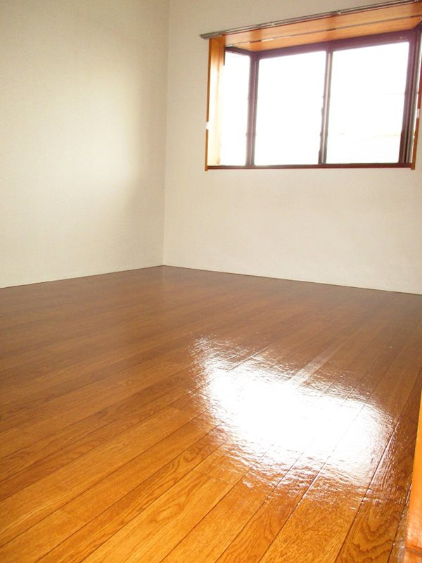 フィオーレ佐鳴台の居間・リビング