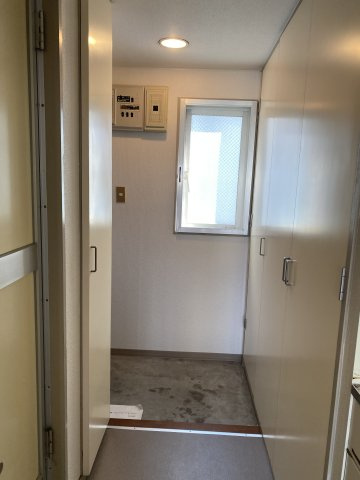 マンションステップの玄関