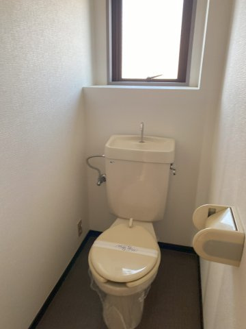 メゾンアイサン助信のトイレ