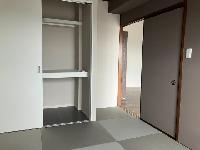ライフ・イン・サーラ　803号室の収納