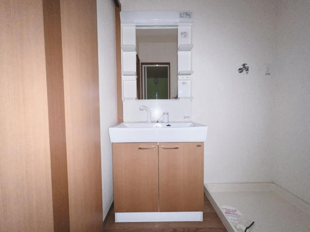 洗髪洗面化粧台