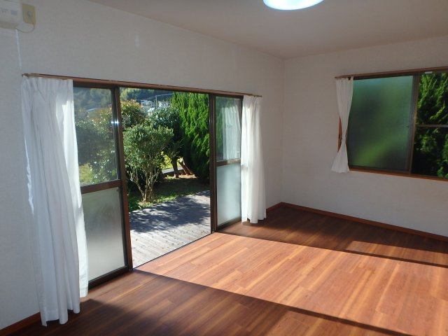 M0173R　古山アパートの洋室