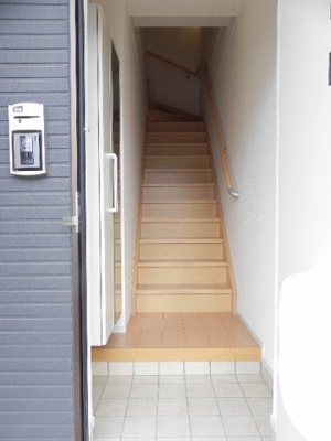 【玄関】 | ノイクラール