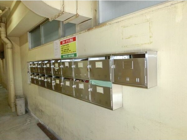 第101プロスパービルのその他共用部分|ポストです