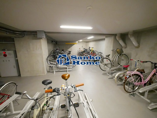 グランド・ガーラ日本橋兜町の駐車場