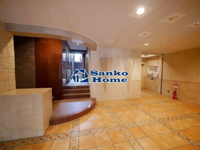 グランド・ガーラ日本橋兜町のロビー