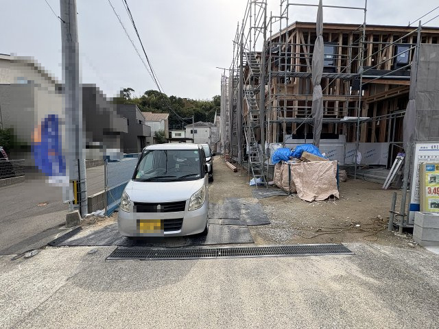 【その他】 | 福岡市城南区東油山5丁目1期　3号棟（全3棟）【仲介手数料無料・0円】 | 現地写真。前面道路です。