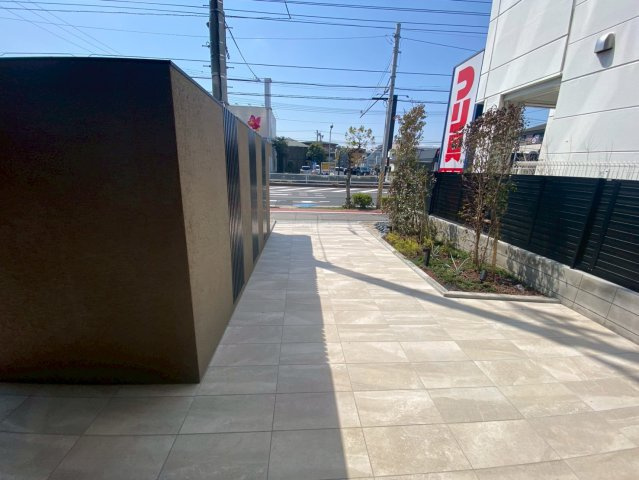 LUXENA+PAWS南行徳のロビー