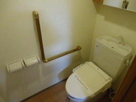 シャワー付トイレ