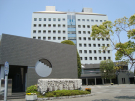 市役所まで1,500ｍ