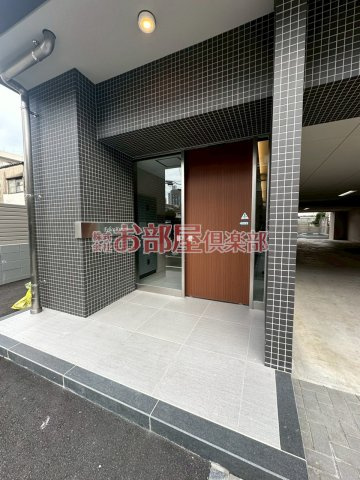 フェリシエ久留米のエントランス|落ち着いたエントランスです