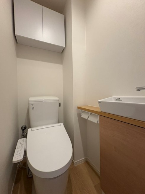 スワンクロスビルのトイレ