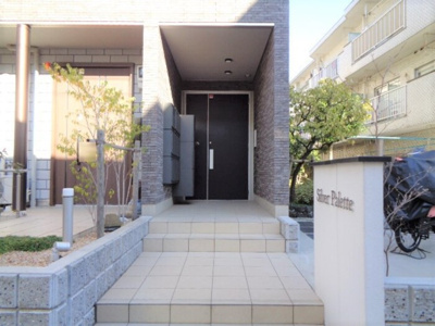 【エントランス】 | Silver Palette