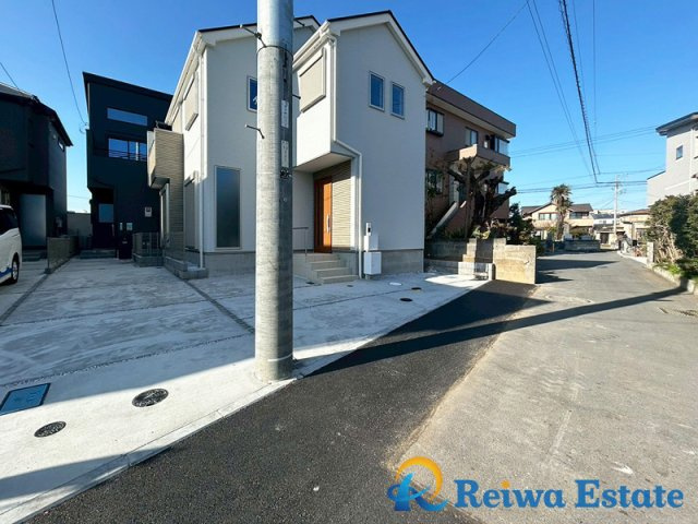 新築戸建　茅ヶ崎市今宿の前面道路含む現地写真