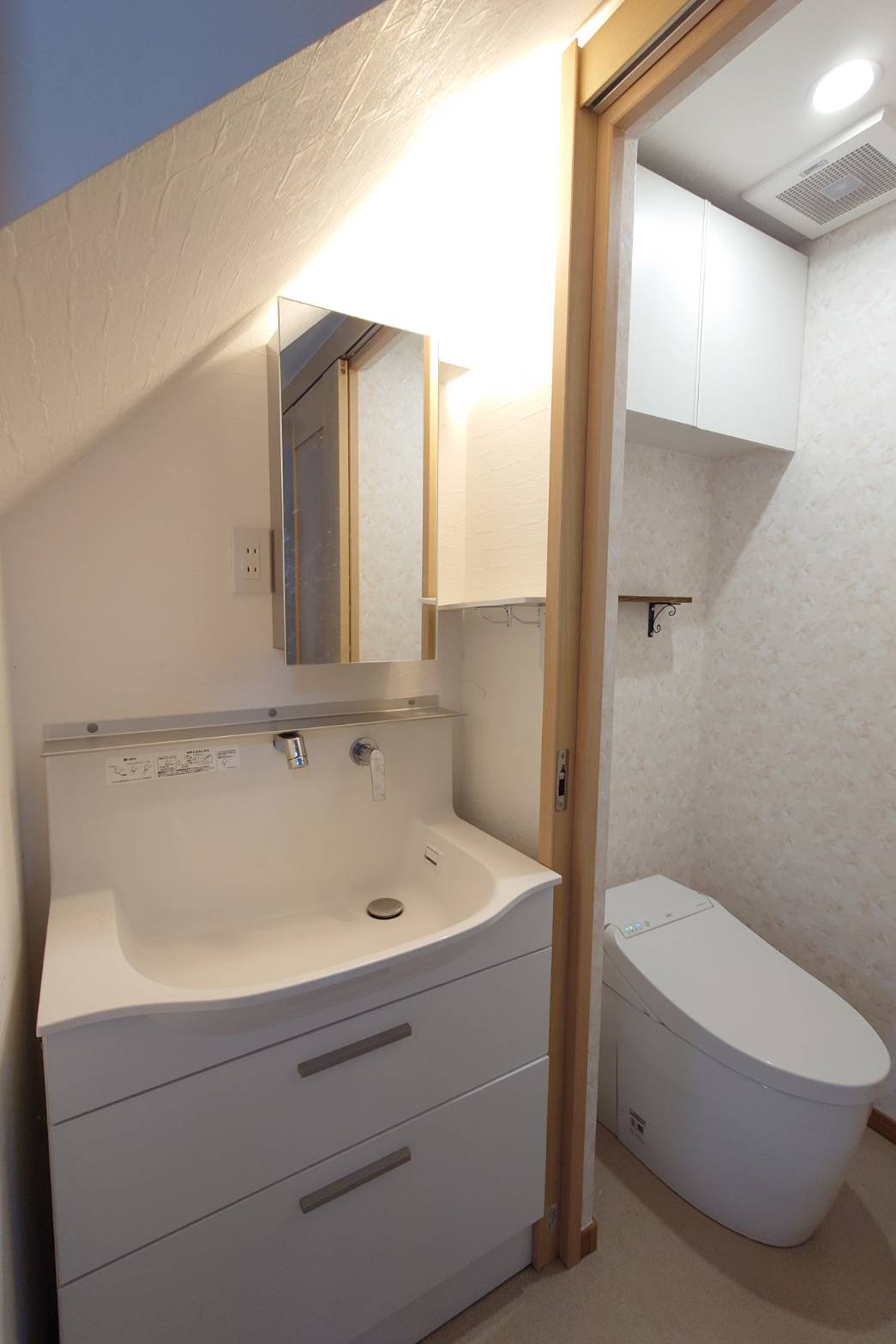 E-VILLAGE経堂(イーヴィレッジキョウドウ)の独立洗面台