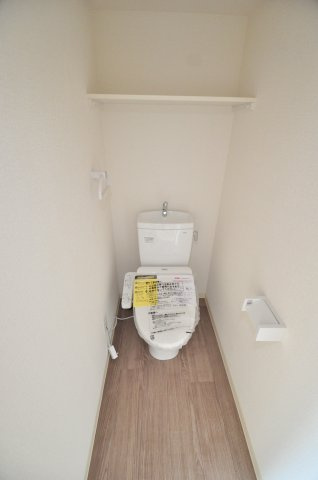 大阪市都島区都島本通２丁目の賃貸マンションのトイレ