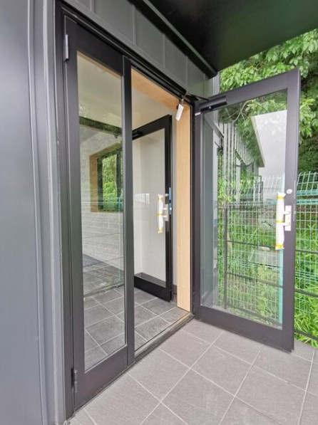 HiroP事務所Ⅱ　のエントランス