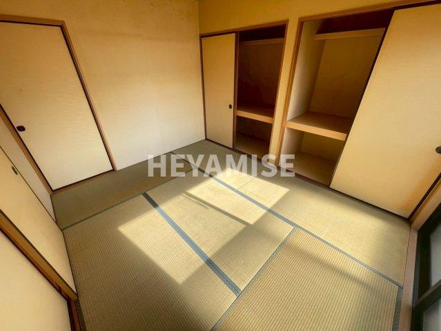 柳原マンションⅡの和室