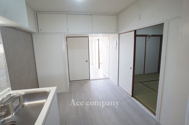 【居間・リビング】の画像