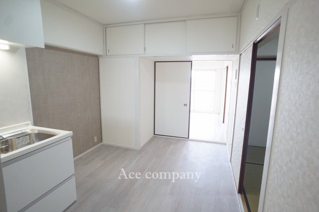 【居間・リビング】の画像