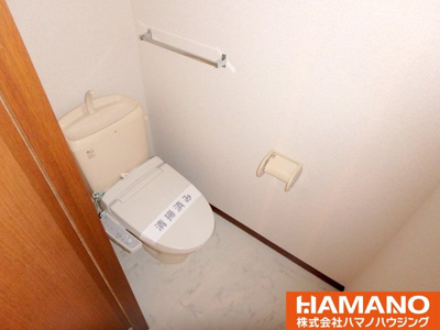 【トイレ】 | グランドゥールＡ | トイレもきれいです　反転