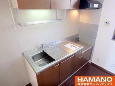 【キッチン】 | グランドゥールＡ | コンパクトなキッチンで掃除もラクラク　反転