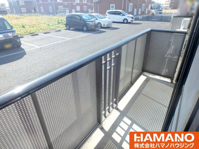 【バルコニー】 | グランドゥールＡ | バルコニーからの眺めを楽しみながら食事をしませんか　反転