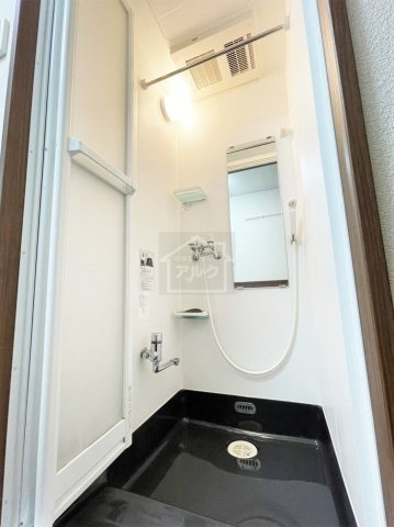 杉並区高円寺南５丁目のアパートのシャワールーム