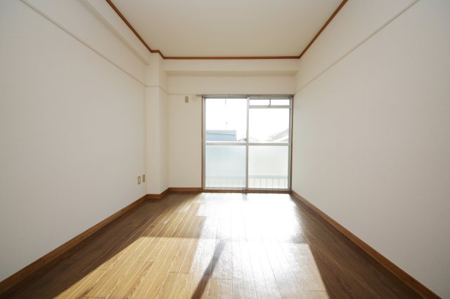 日の丸ビルの内装