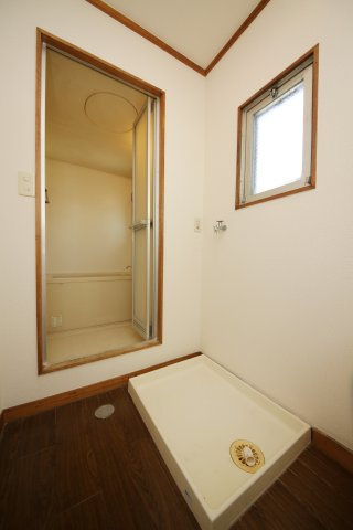 日の丸ビルのその他