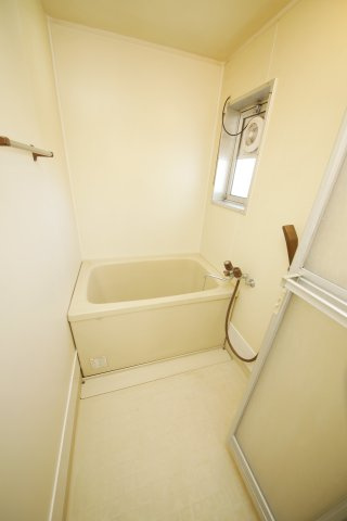 日の丸ビルの浴室