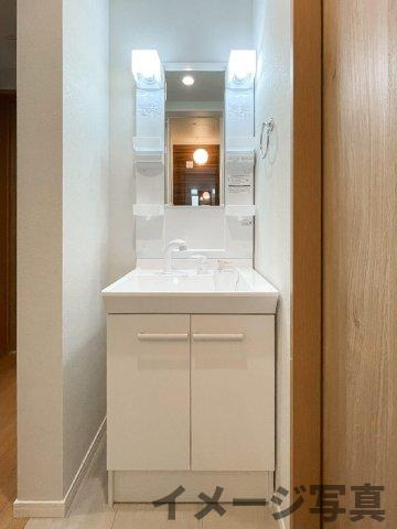 コンパクトで使いやすい洗面所