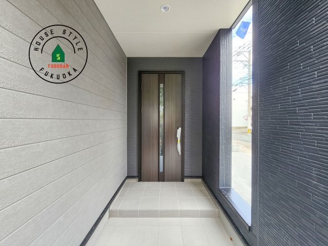 福岡市南区弥永5丁目第2-1棟（1号棟）の外観：施工例|おでかけの時も帰った時も、「我が家」を最初に感じでもらえる素敵な空間に。