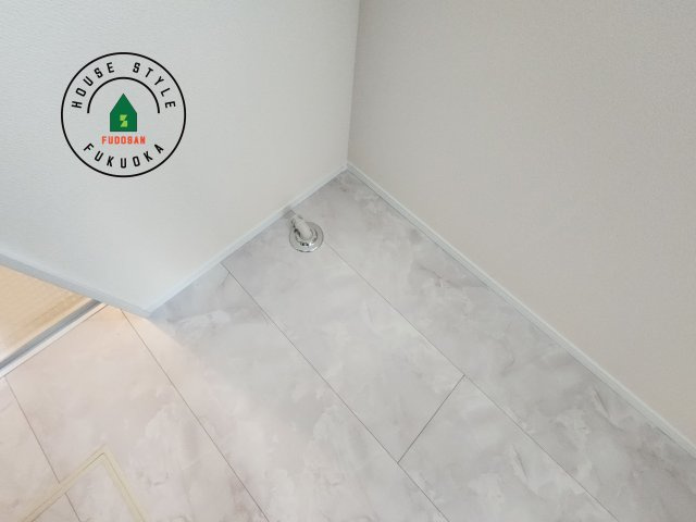 福岡市南区弥永5丁目第2-1棟（1号棟）の内観：施工例|ランドリースペースとなります。広々して有効的にご使用できます。 