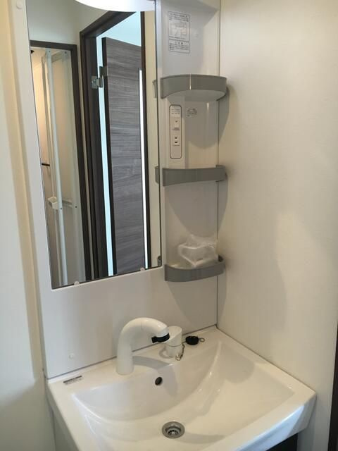 ファブール中村橋の洗面所