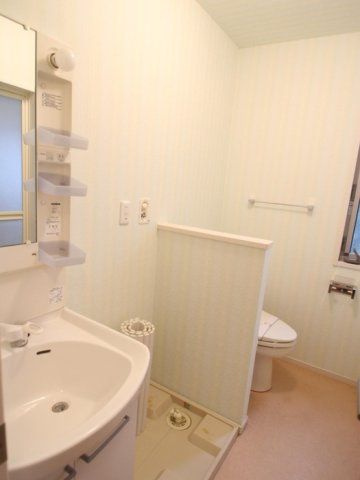 コージー国立の洗面所