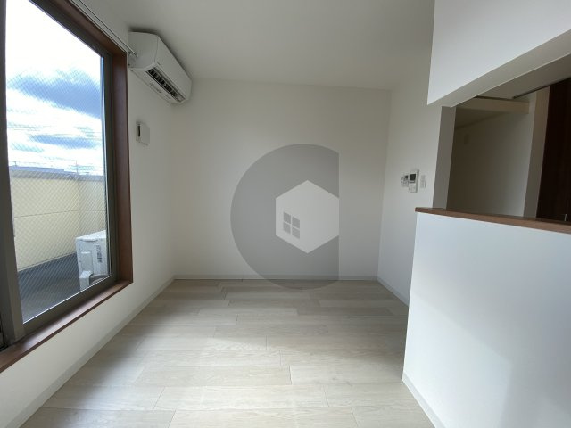 ソラーナ弥刀の洋室