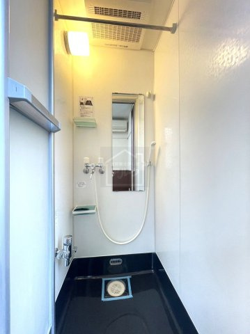 中野区東中野５丁目のアパートのシャワールーム