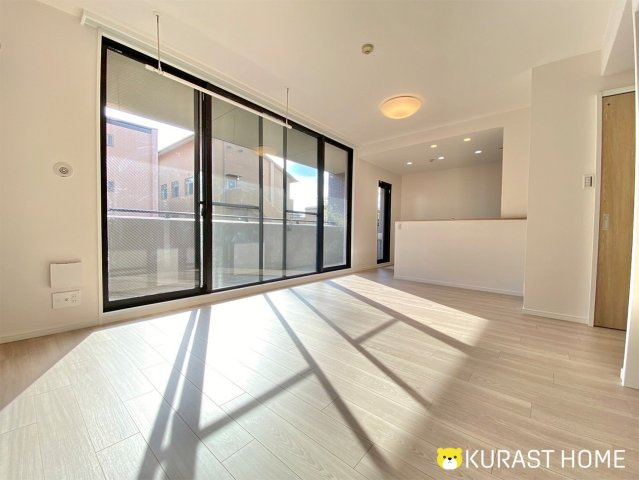 ディアステージ四条葛野大路　2階の居間・リビング