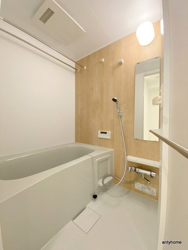 アーバンドルフ天満の浴室