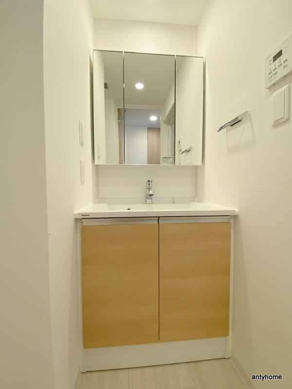 アーバンドルフ天満の洗面所