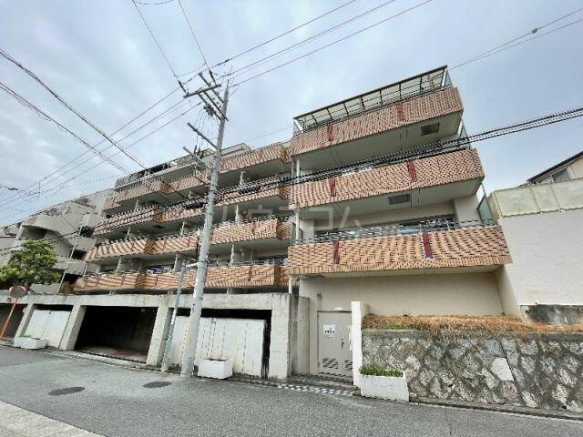 朝日プラザ豊中旭丘弐番館の外観