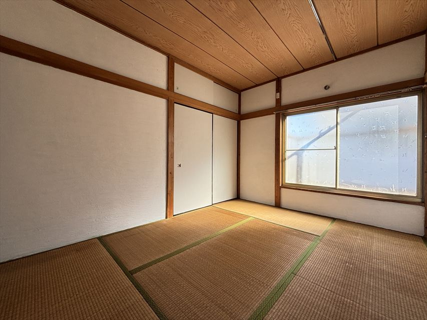 落ち着いた雰囲気の和室付きです