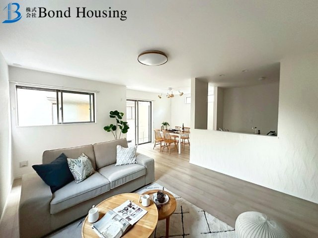 JR大久保駅徒歩10分・小中学校徒歩5分圏内　大久保町大久保町のバルコニー