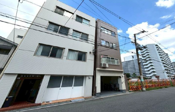 大阪市浪速区日本橋西2丁目収益ビルの外観