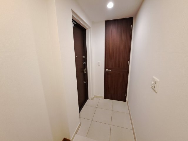 ブランズ甲子園の玄関