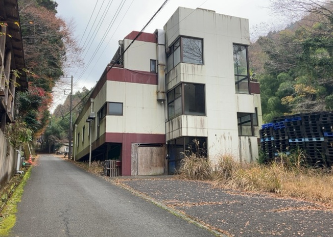 【前面道路含む現地写真】 | ハザードマップは自然災害による被害を予測し、その被害範囲を地図上で表したものです。近年特に災害が多くなっていますので、事前に調査すると安心できます。ハザードマップは国交省のホームページをご覧ください。