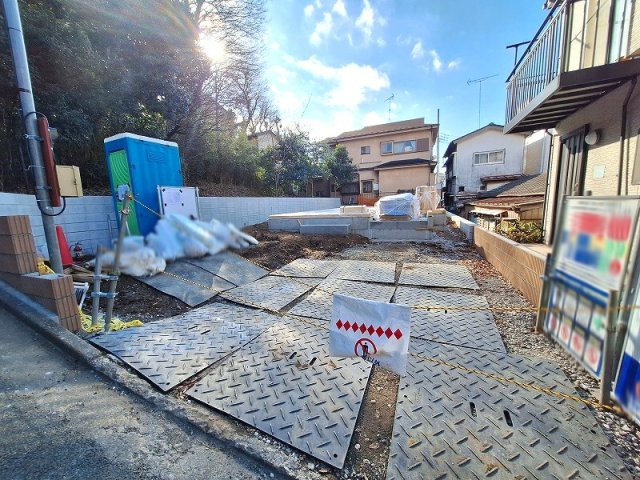 【外観】 | 板橋区成増4丁目　新築一戸建住宅　全1棟　（成増店） | 自然に囲まれた閑静な住宅街に立地
