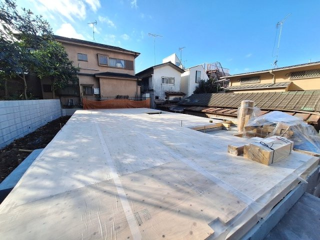 【前面道路含む現地写真】 | 板橋区成増4丁目　新築一戸建住宅　全1棟　（成増店） | この地でゆったりと始まる新生活
